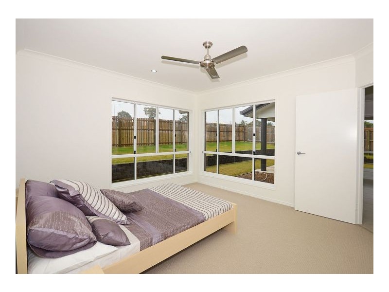 7 Morgan Circuit, Urraween QLD 4655