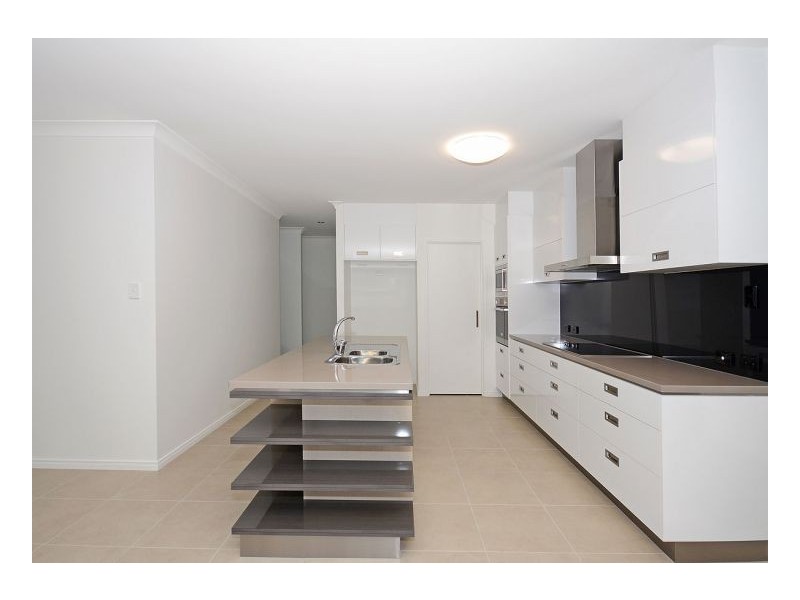 7 Morgan Circuit, Urraween QLD 4655