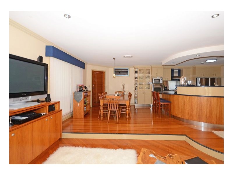 3 Maike Drive, Urraween QLD 4655
