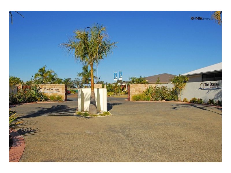 103/230 Pulgul Street, Urangan QLD 4655