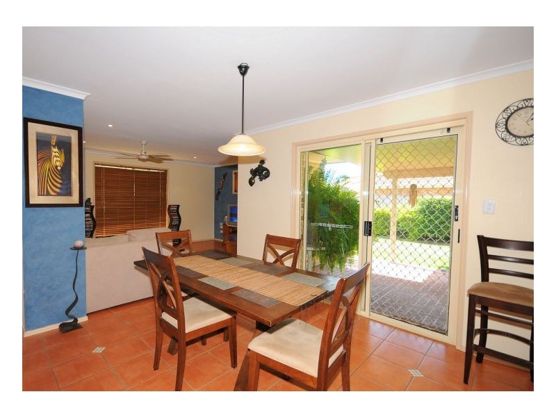 6 Amanda Court, Kawungan QLD 4655