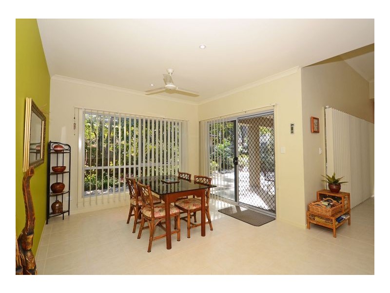 15 Cumberland Court, Point Vernon QLD 4655