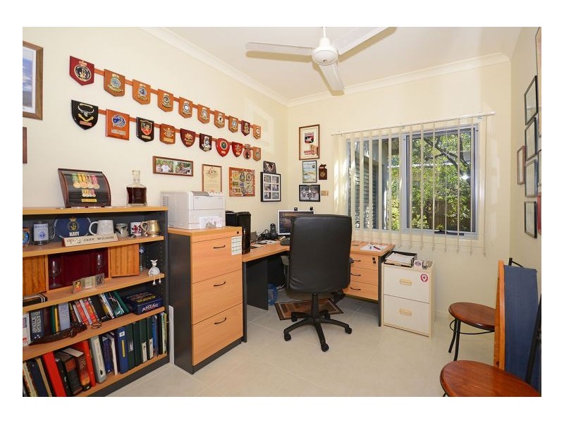 15 Cumberland Court, Point Vernon QLD 4655