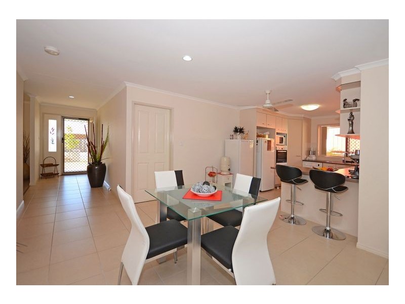 15 Alison Drive, Torquay QLD 4655