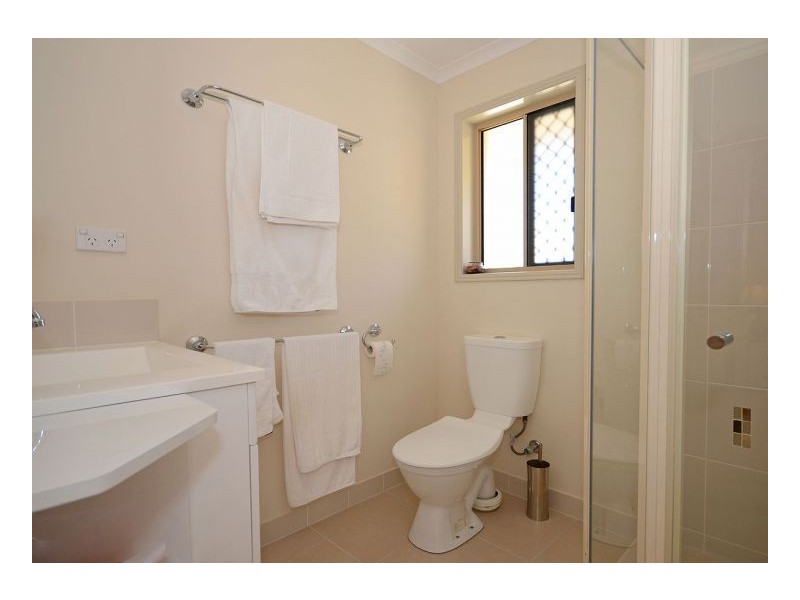 15 Alison Drive, Torquay QLD 4655