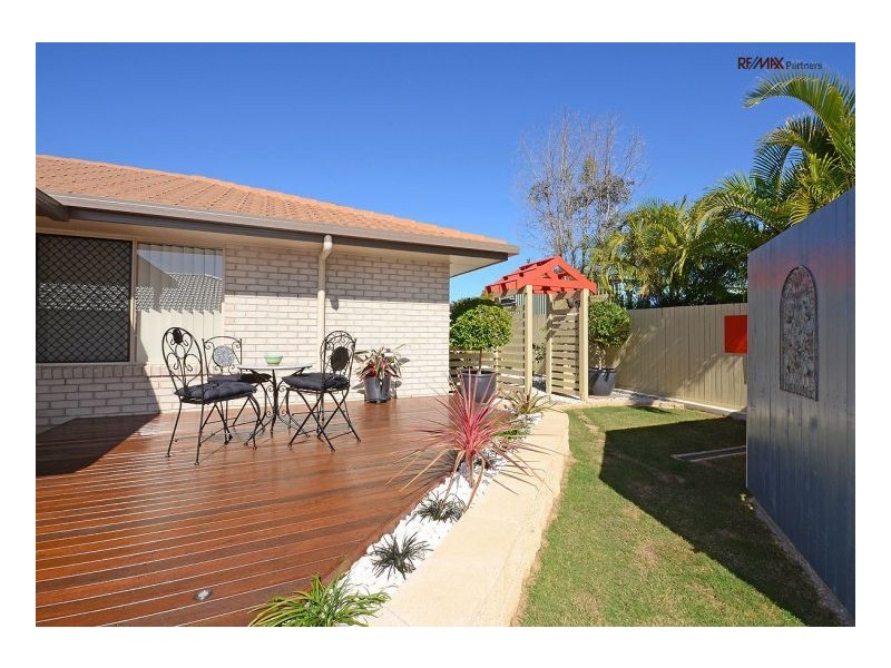 15 Alison Drive, Torquay QLD 4655