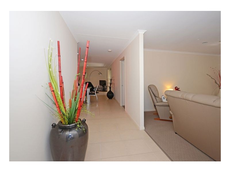 15 Alison Drive, Torquay QLD 4655