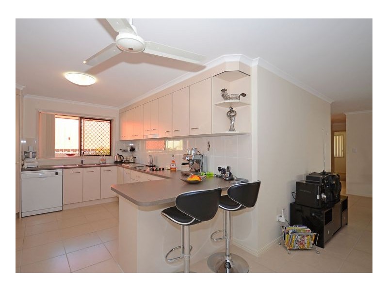 15 Alison Drive, Torquay QLD 4655