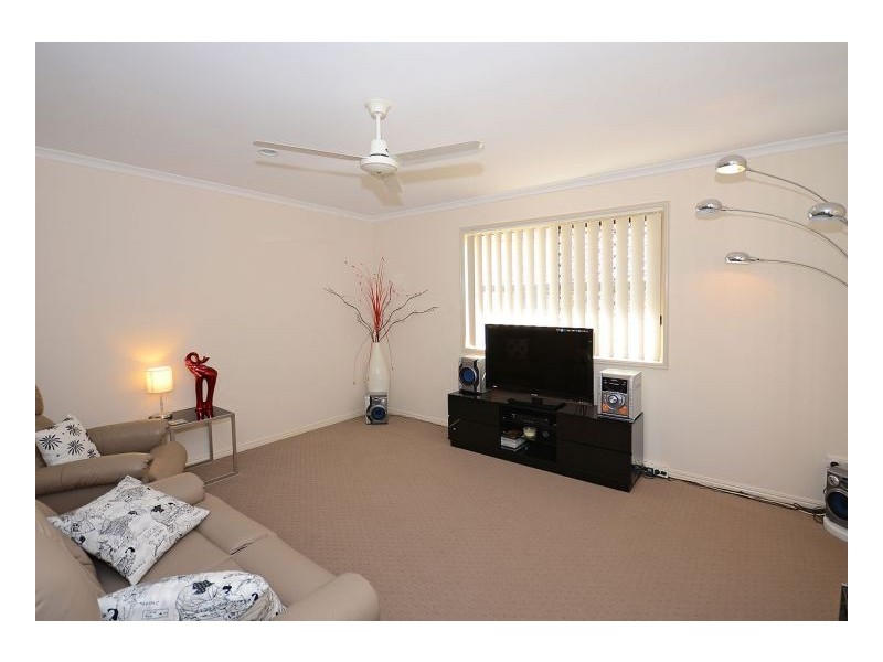 15 Alison Drive, Torquay QLD 4655