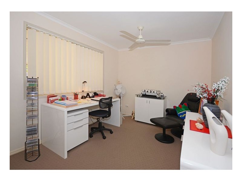 15 Alison Drive, Torquay QLD 4655