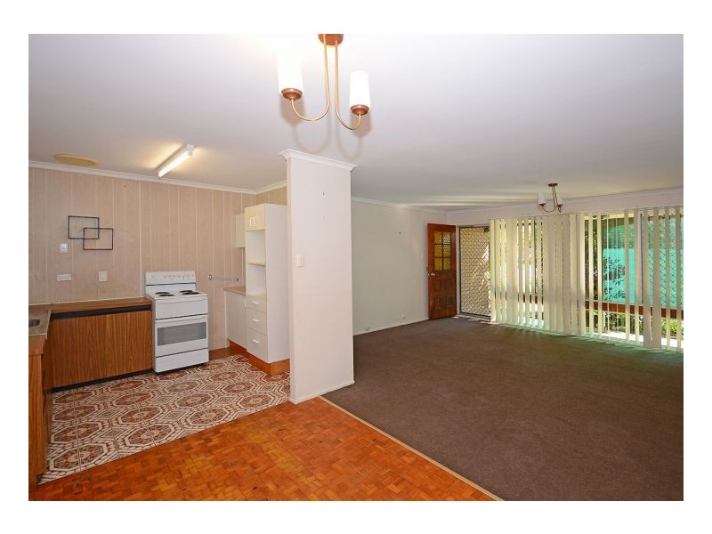 64 Bideford Street, Torquay QLD 4655