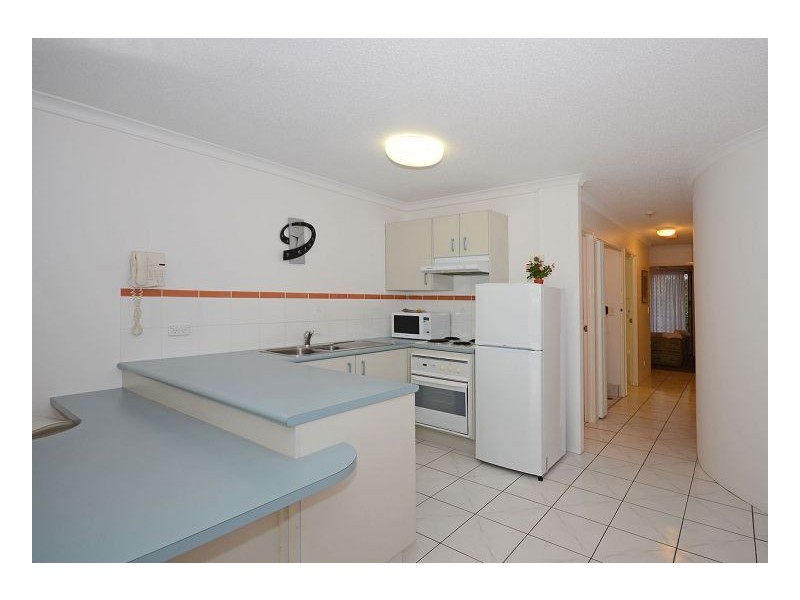 19/386 Esplanade, Torquay QLD 4655