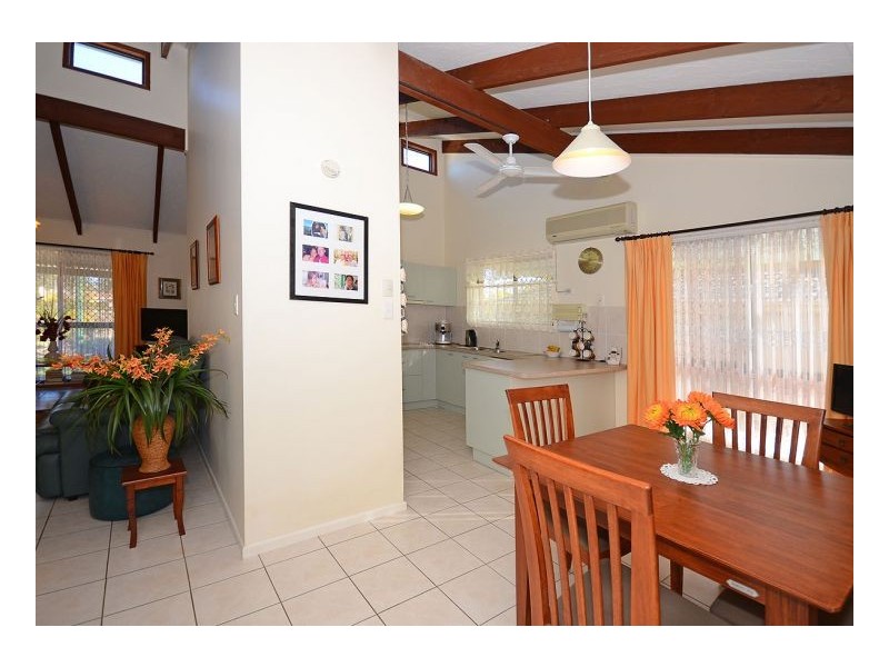 7 Seabreeze Lane, Point Vernon QLD 4655