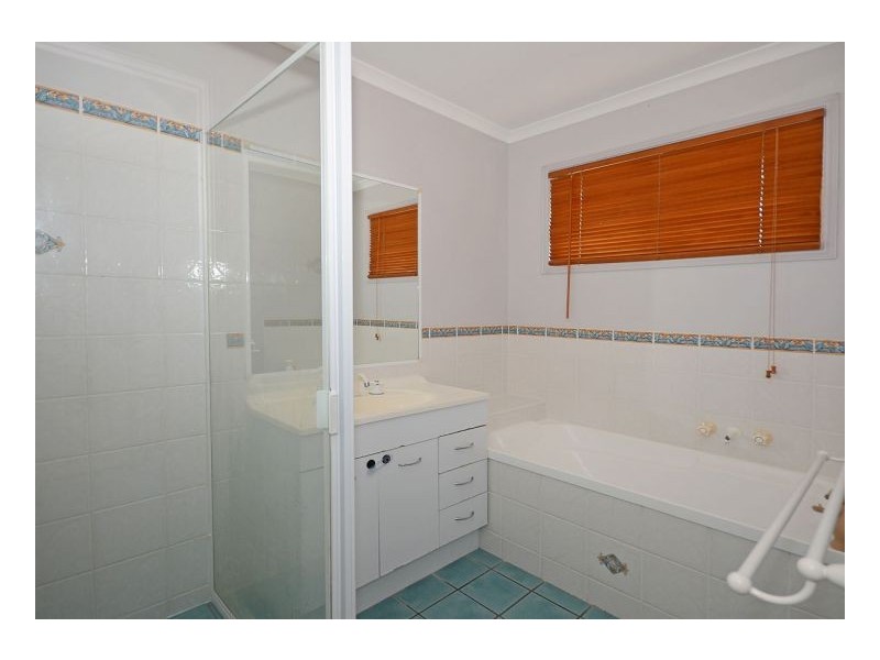 21 Wide Bay Drive, Eli Waters QLD 4655