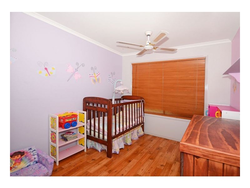 21 Wide Bay Drive, Eli Waters QLD 4655