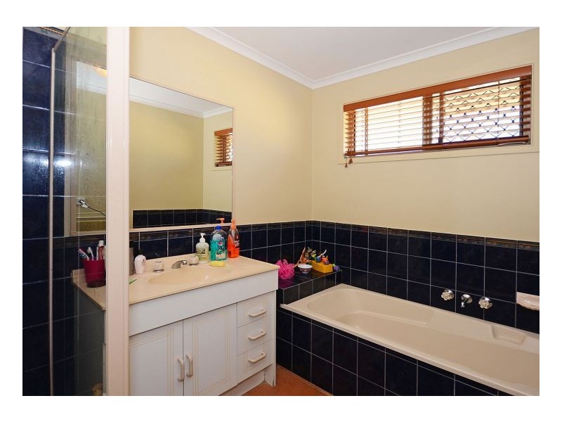 21 Brolga Court, Eli Waters QLD 4655