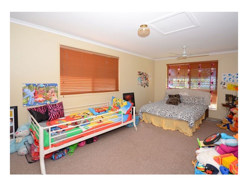 21 Brolga Court, Eli Waters QLD 4655