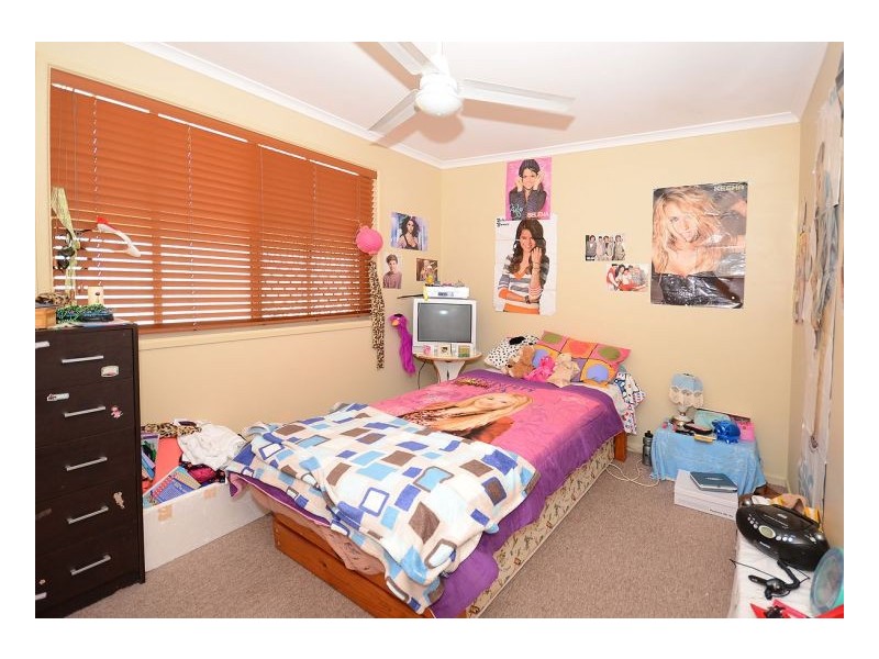 21 Brolga Court, Eli Waters QLD 4655