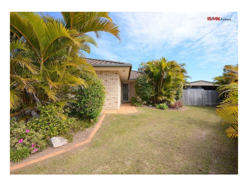 11 Cleo Court, Torquay QLD 4655