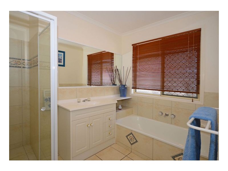 11 Cleo Court, Torquay QLD 4655
