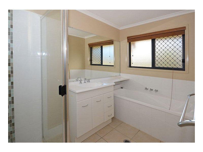 43 Raintree Avenue, Burrum Heads QLD 4659