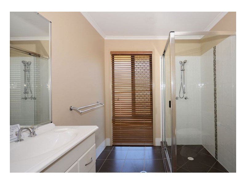 43 Raintree Avenue, Burrum Heads QLD 4659