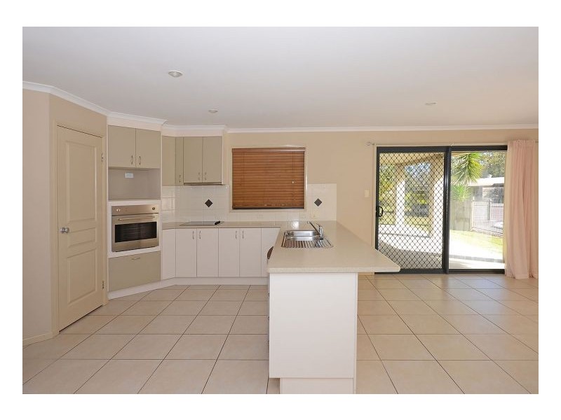 43 Raintree Avenue, Burrum Heads QLD 4659