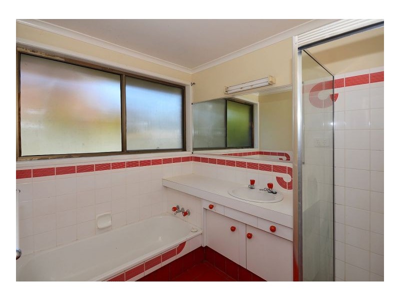 15 Maryanne Court, Point Vernon QLD 4655