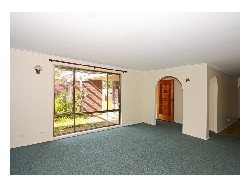 15 Maryanne Court, Point Vernon QLD 4655