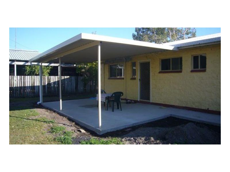 122 Hammond Street, Urangan QLD 4655