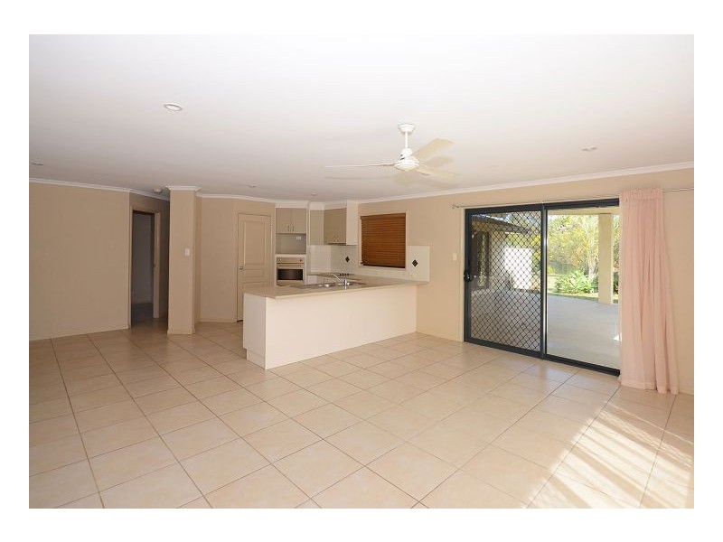 43 Raintree Avenue, Burrum Heads QLD 4659