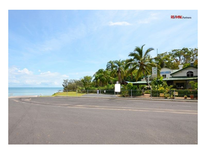 1 Parraweena Court, Point Vernon QLD 4655