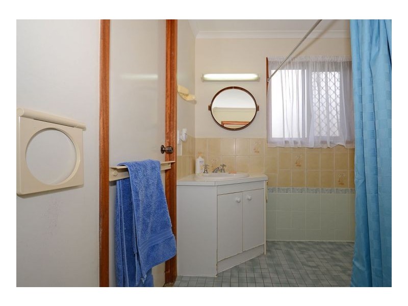 2/78-82 Miller Street, Urangan QLD 4655