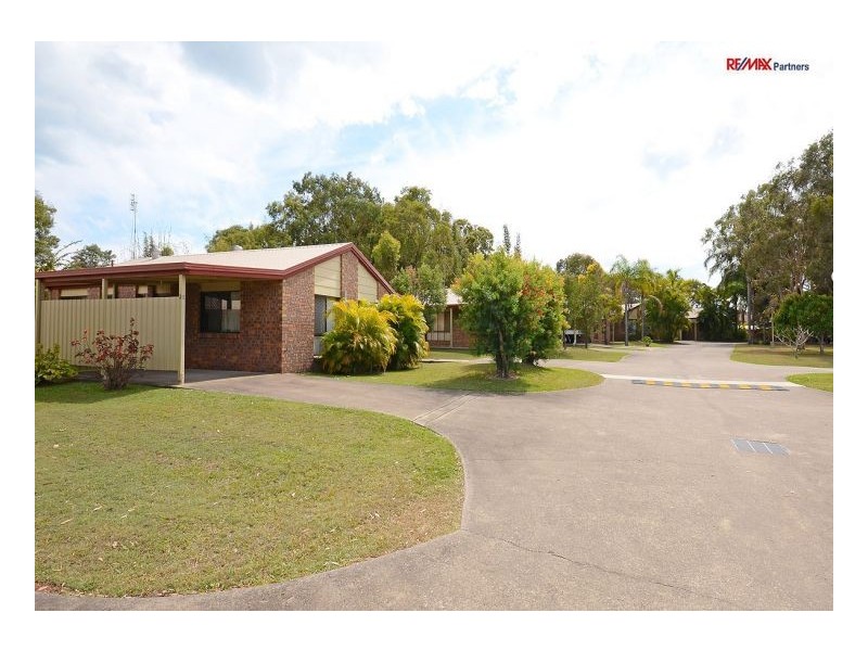 2/78-82 Miller Street, Urangan QLD 4655