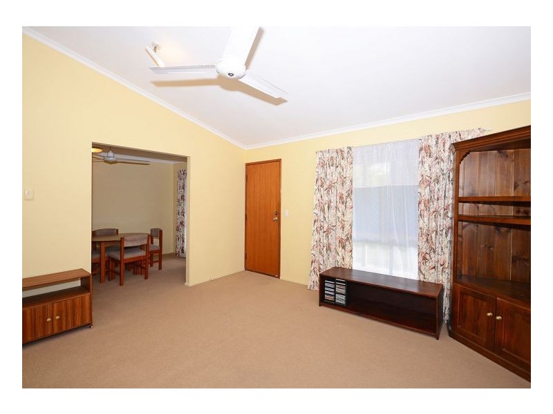 2/78-82 Miller Street, Urangan QLD 4655