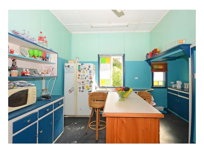 198 Cypress Street, Urangan QLD 4655