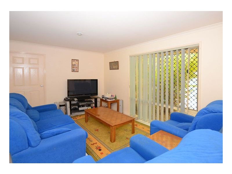 9 Ivybird Court, Torquay QLD 4655