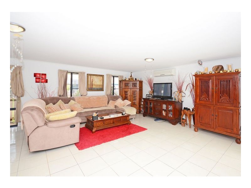 97 Honiton Street, Torquay QLD 4655