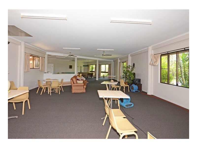 18/208 Elizabeth Street, Urangan QLD 4655