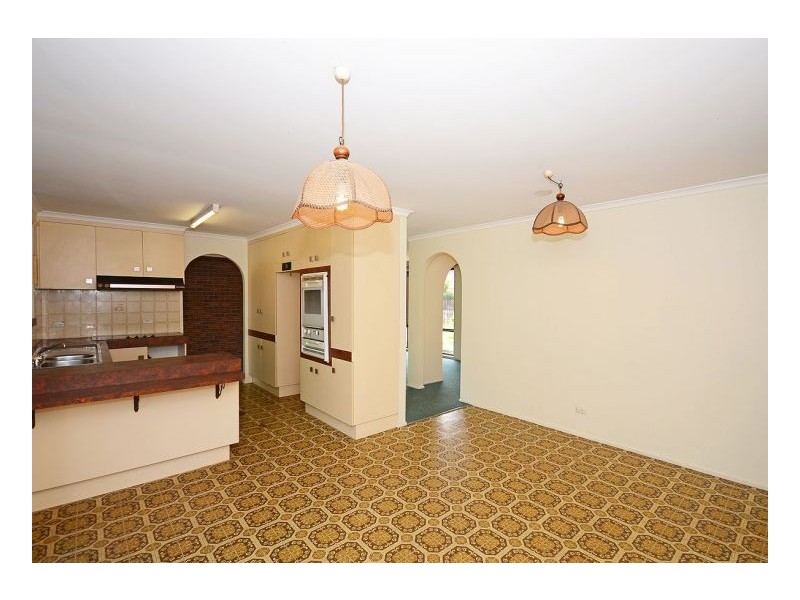 15 Maryanne Court, Point Vernon QLD 4655