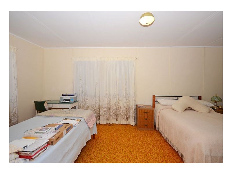 2 Urangan Street, Torquay QLD 4655