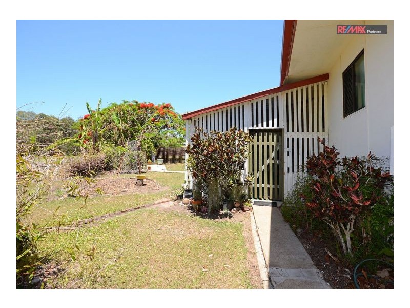 2 Urangan Street, Torquay QLD 4655