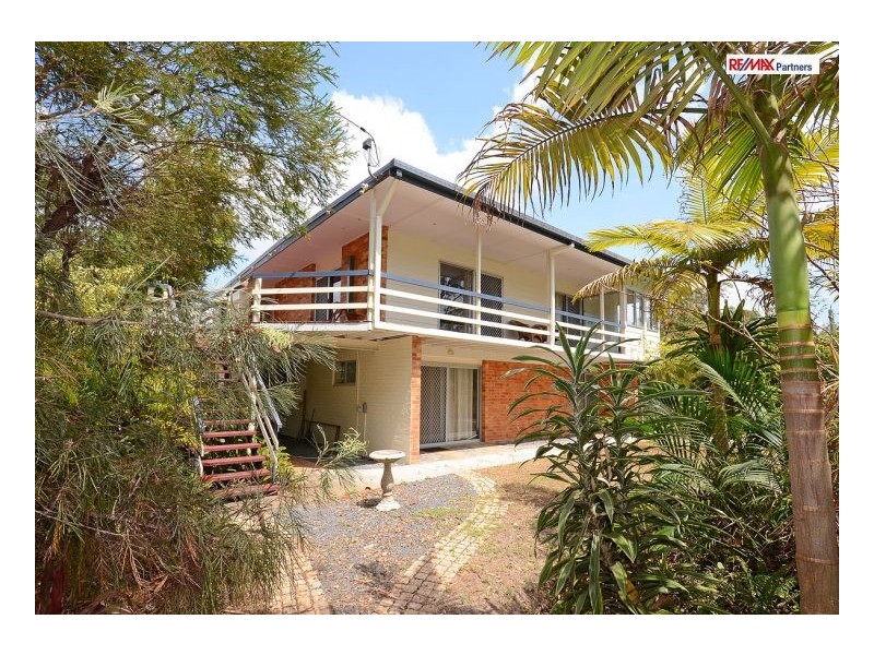47 Kingfisher Parade, Toogoom QLD 4655