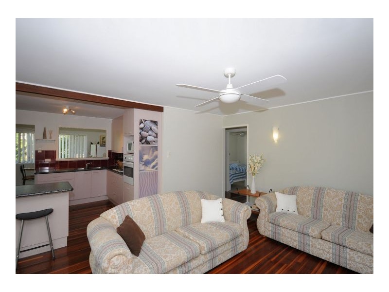 47 Kingfisher Parade, Toogoom QLD 4655