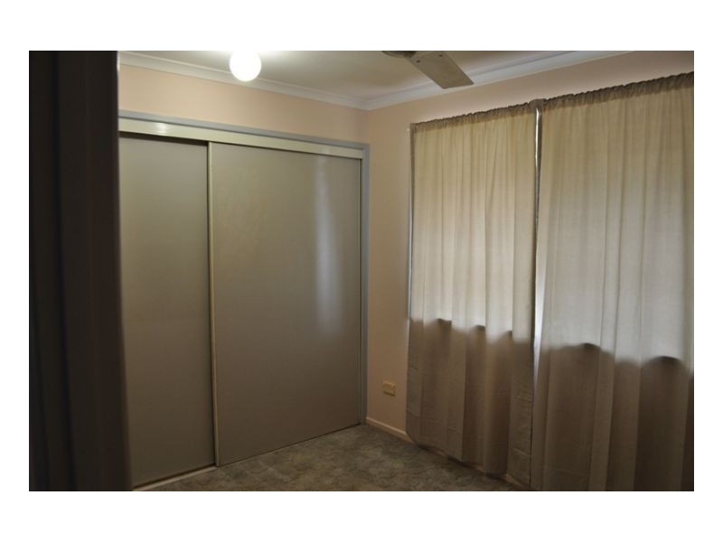 18 Cedar Cres, Kawungan QLD 4655