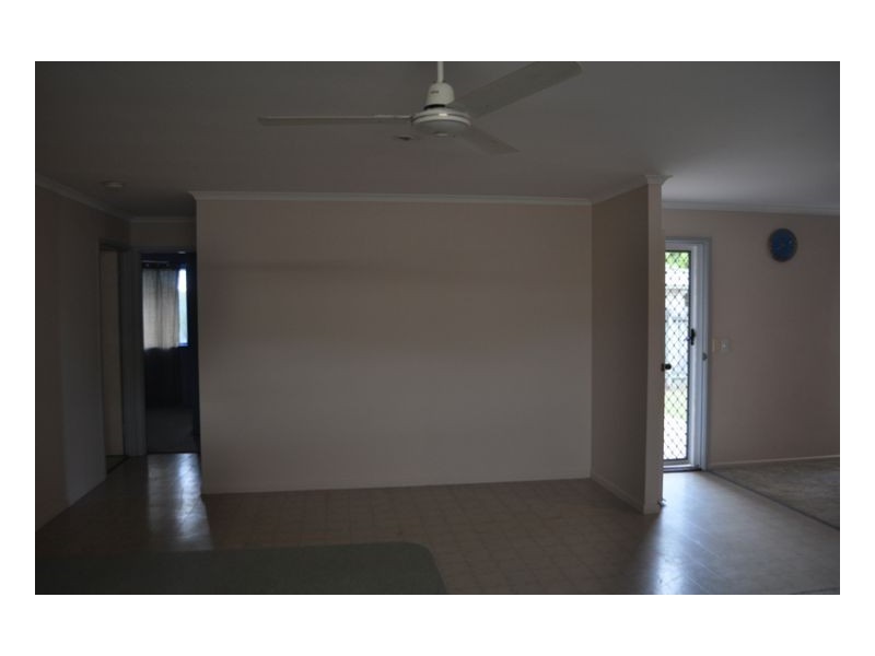 18 Cedar Cres, Kawungan QLD 4655