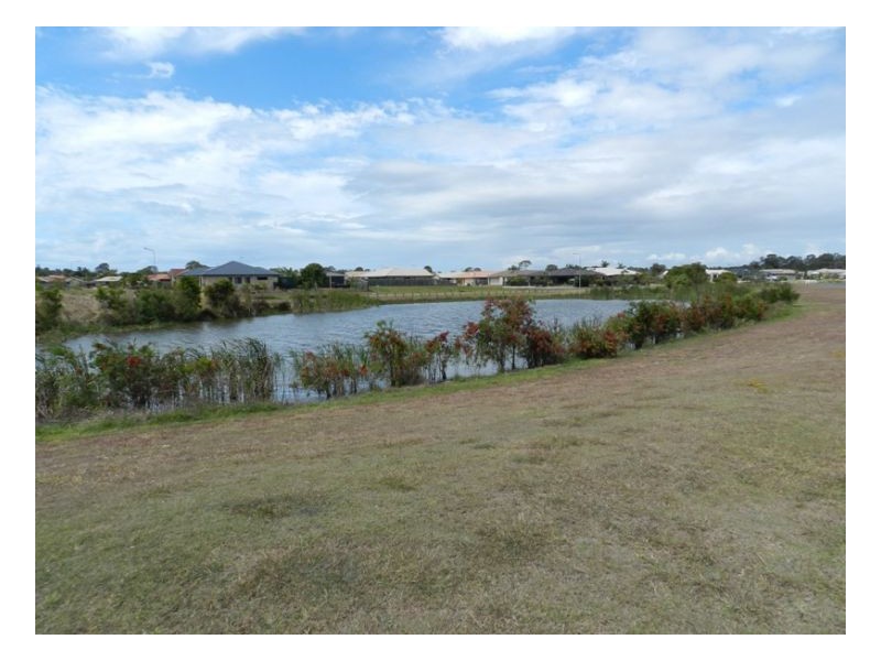 9 Dory Drive, Point Vernon QLD 4655