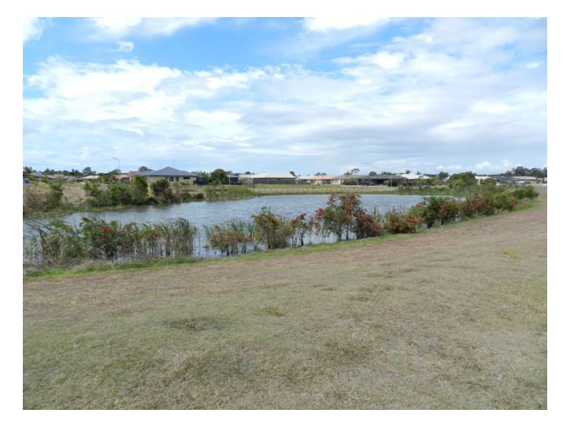 9 Dory Drive, Point Vernon QLD 4655