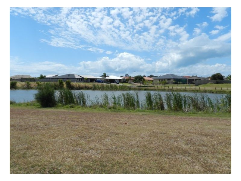 9 Dory Drive, Point Vernon QLD 4655