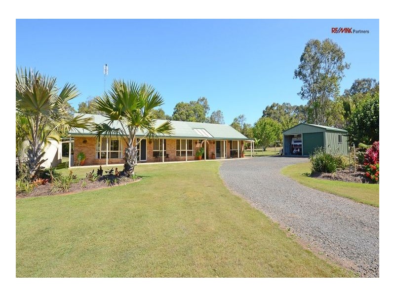 104 Seaview Drive, Booral QLD 4655